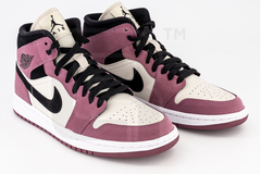 Jordan 1 Mid SE "Light Mulberry" (W)